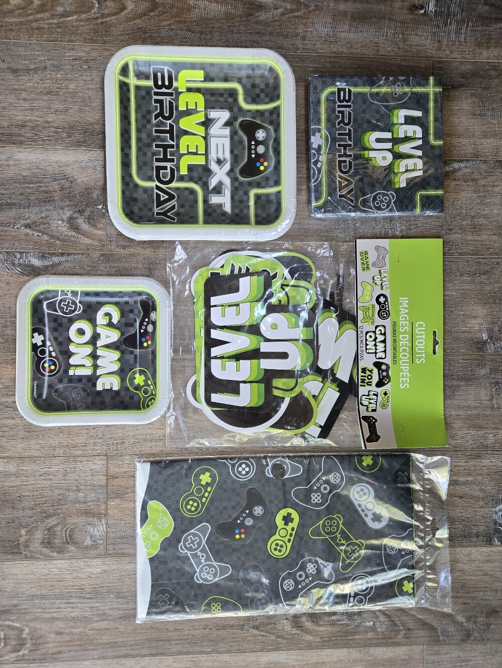 Amscan Level Up Gaming Party Decor